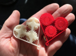 Modelo 3d de Corazón de engranajes llavero para impresoras 3d