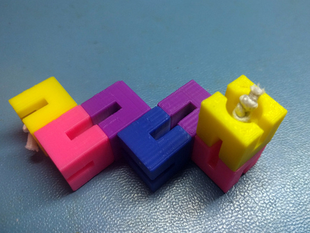 Modelo 3d de Elástico de los cubos de rompecabezas de la terapia para impresoras 3d