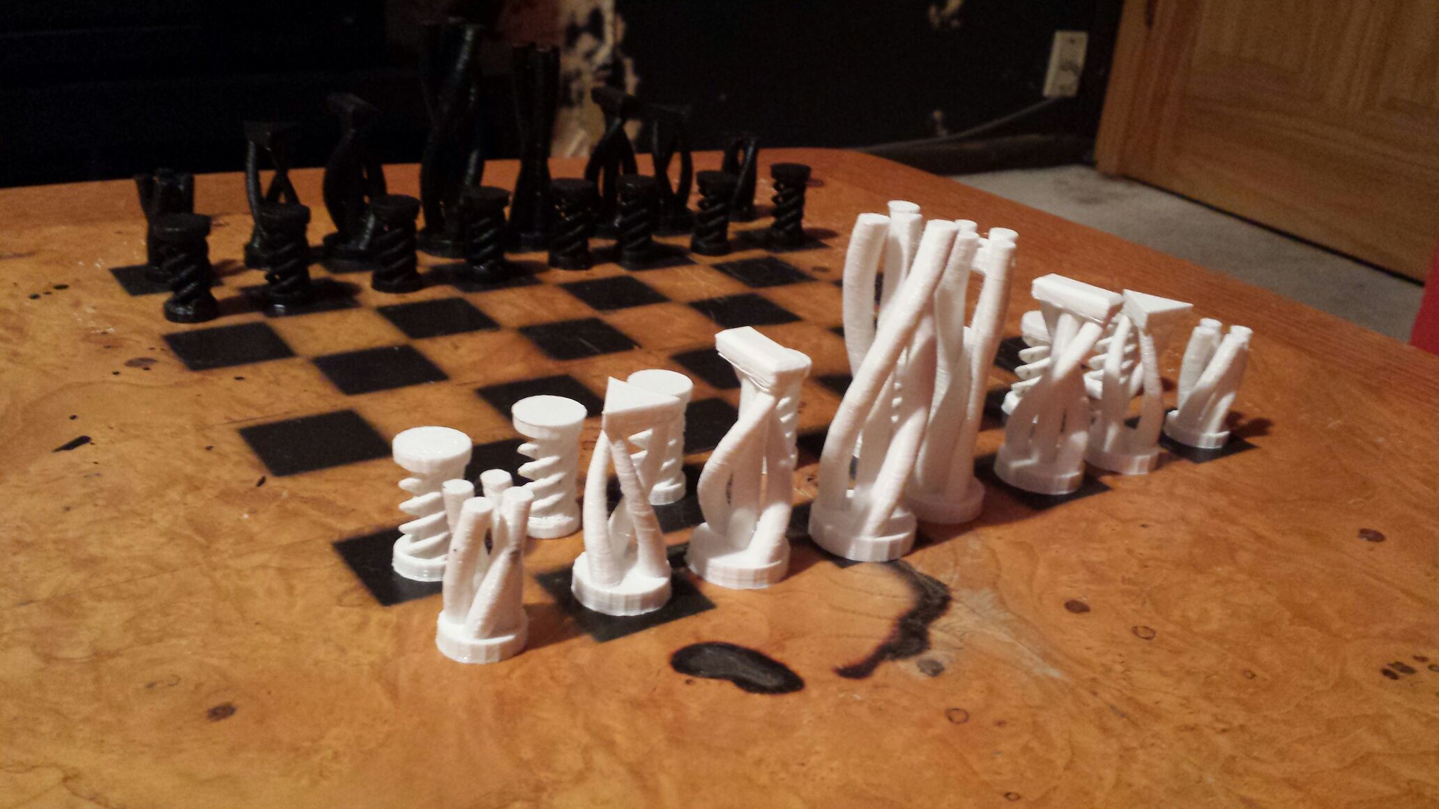 3D Printable Jogo de Xadrez Goianese / Art Deco Chess Set by