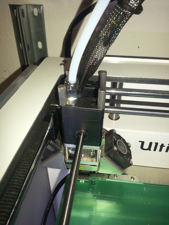  Printhead bowdenfix um2  3d model for 3d printers