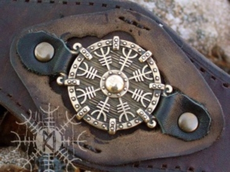 Modelo 3d de Viking pulsera broche colgante, collar para impresoras 3d
